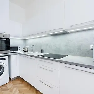 Roof Apartment Prag